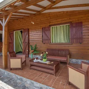  Hébergement de vacances Bienvenue Au Tropic Venucia